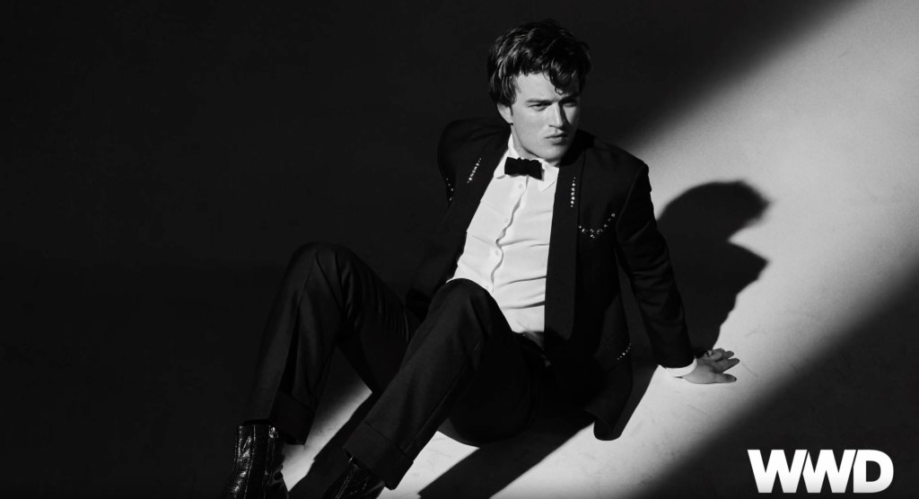 moving-images-with-joe keery