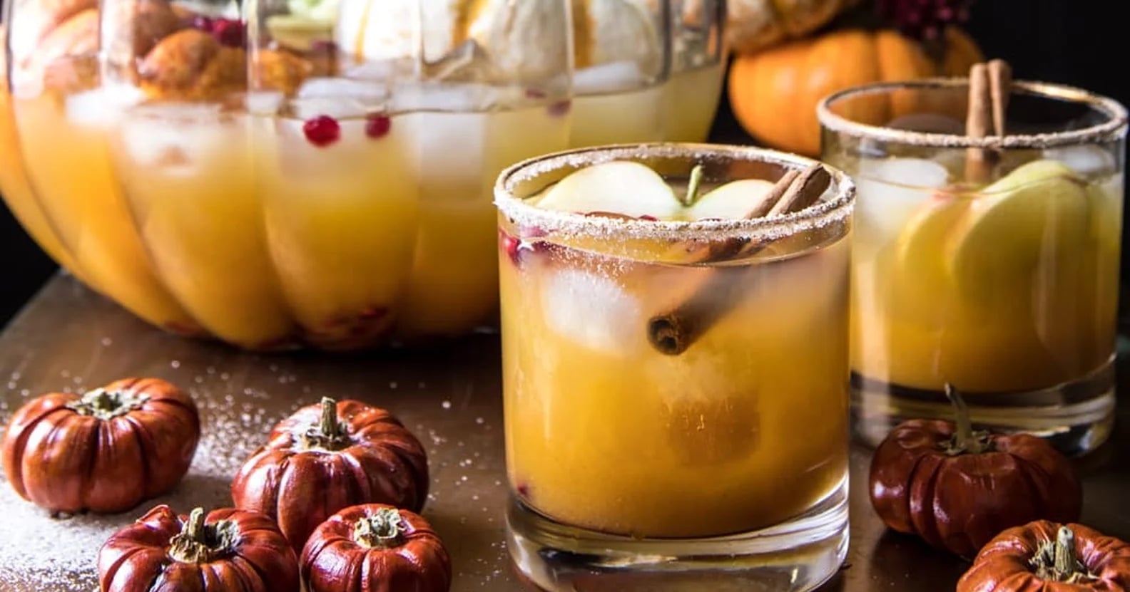 20-halloween-cocktail-recipes-that’ll-make-you-feel-like-a-potion-master