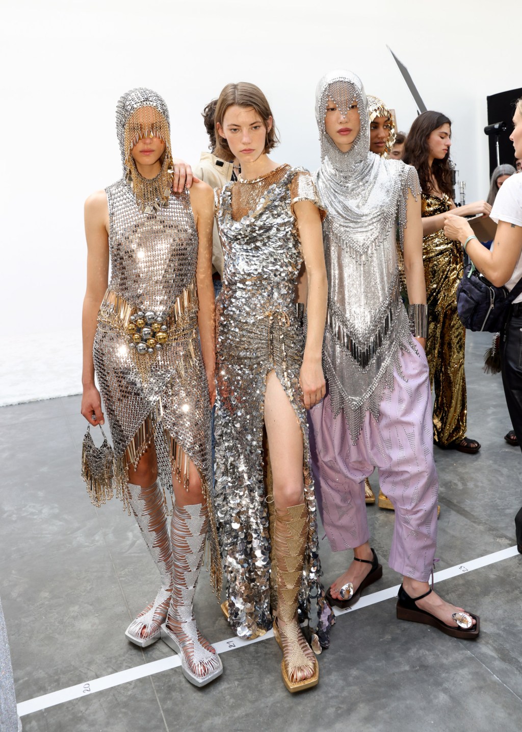 concert-fashion-means-metallics-are-in-for spring