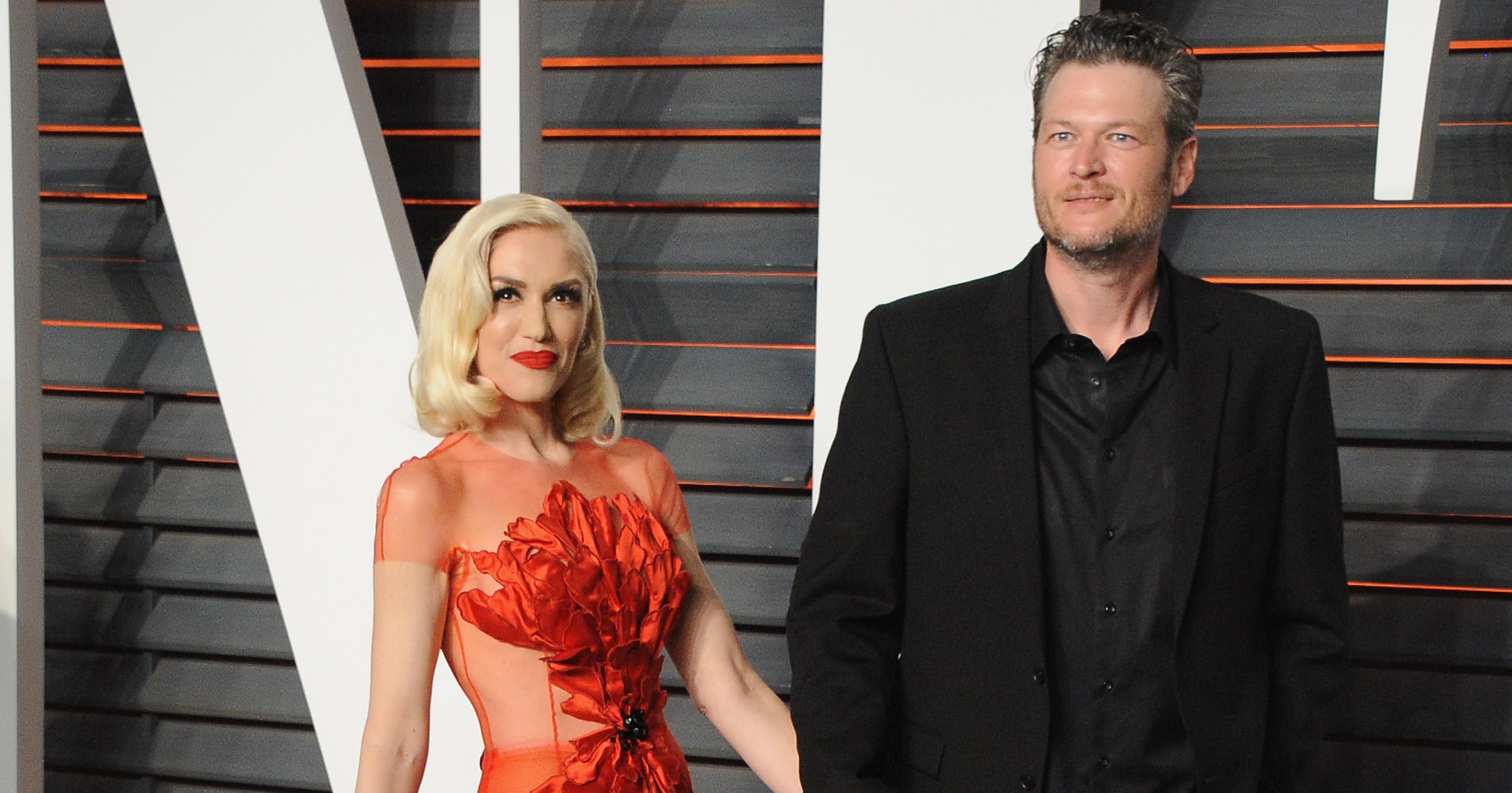 a-timeline-of-gwen-stefani-and-blake-shelton’s-musical-romance