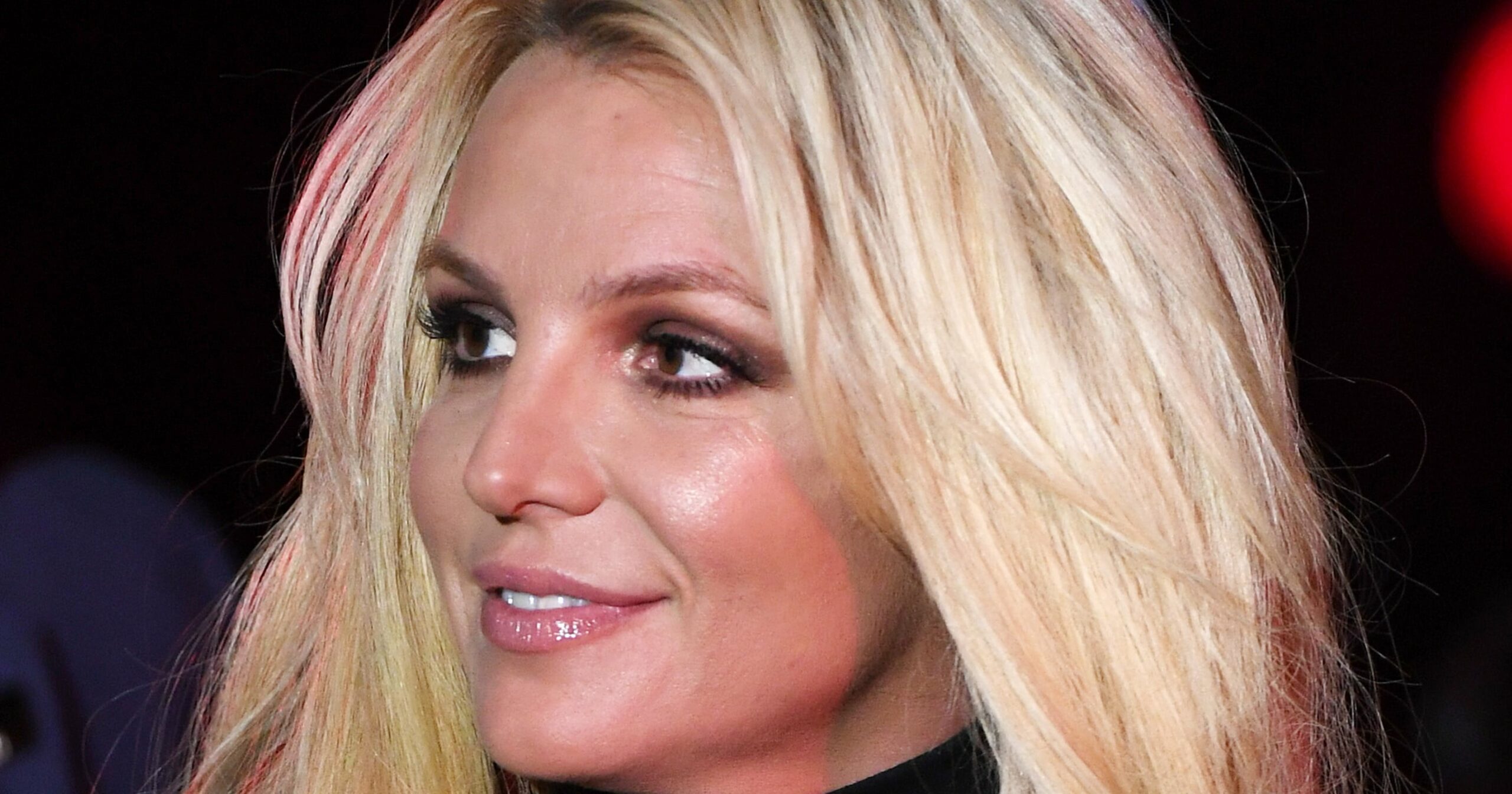 the-17-biggest-revelations-from-britney-spears’s-“the-woman-in-me”-memoir