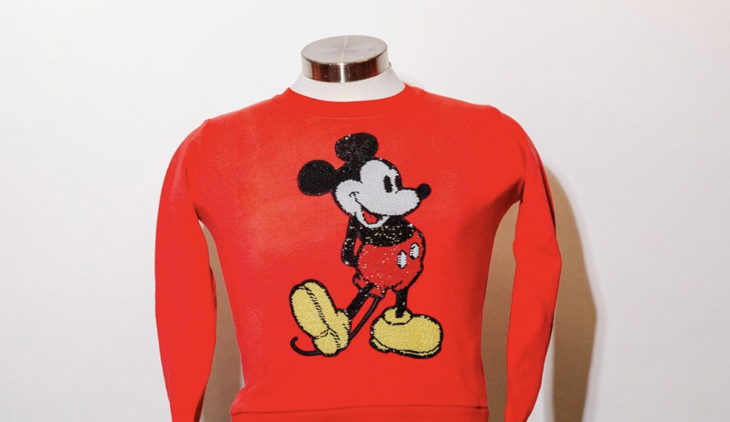 disney-features-fashion-from-marc-jacobs,-daniel-roseberry-and-more-in-charity auction 