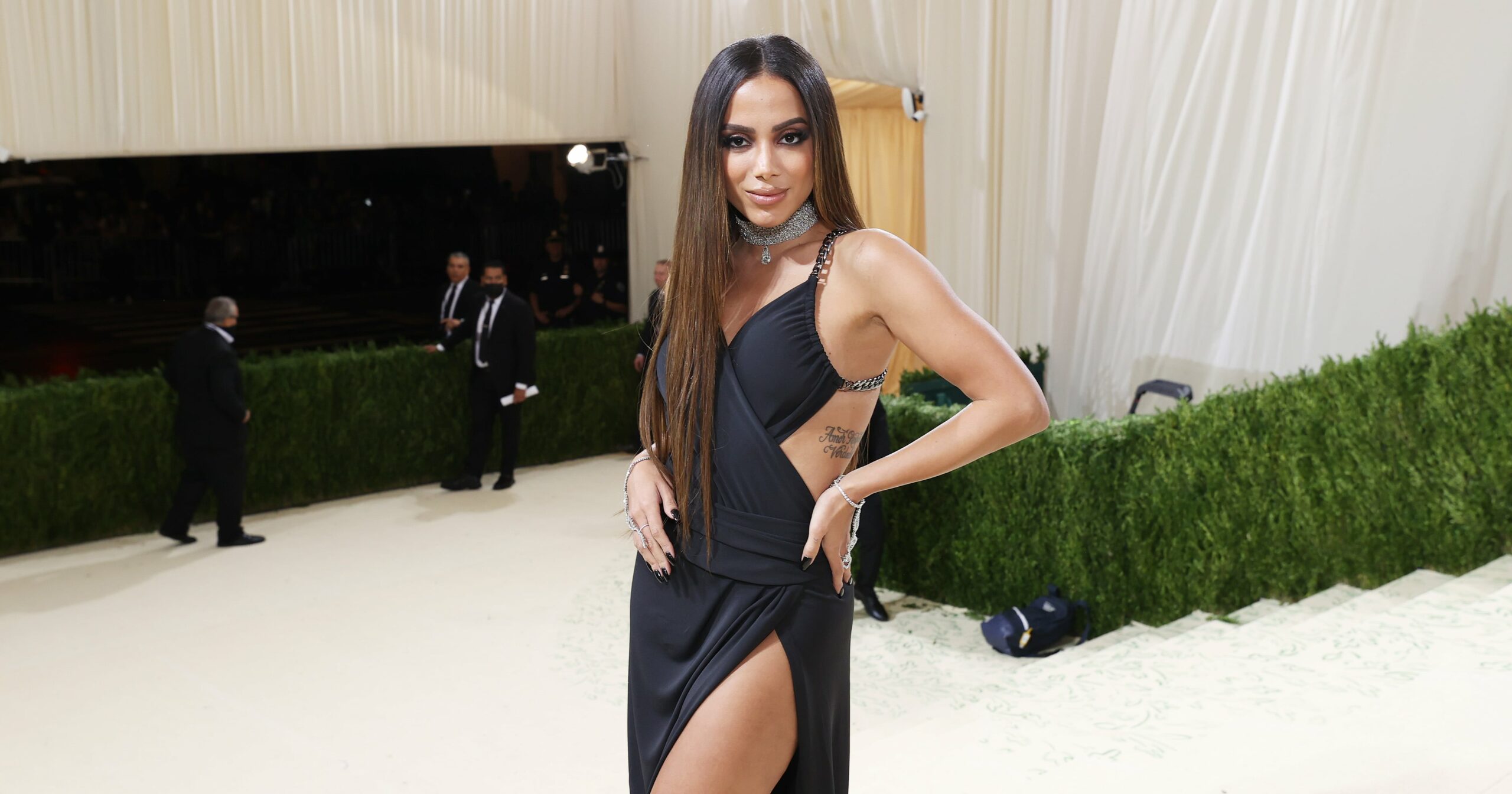 10-eye-catching-outfits-from-anitta,-including-thongkinis-and-butt-cutouts