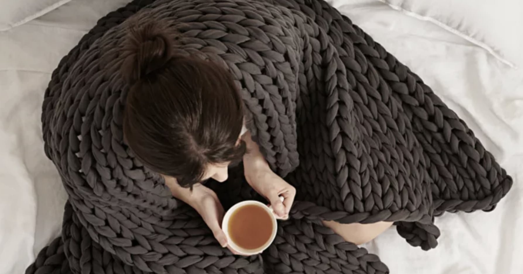 10-comfortable-weighted-blankets-that’ll-help-you-feel-more-relaxed