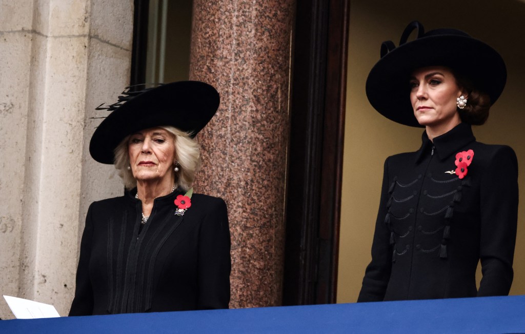 the-princess-in-black:-kate-middleton-rewears-catherine-walker-for-remembrance-sunday service