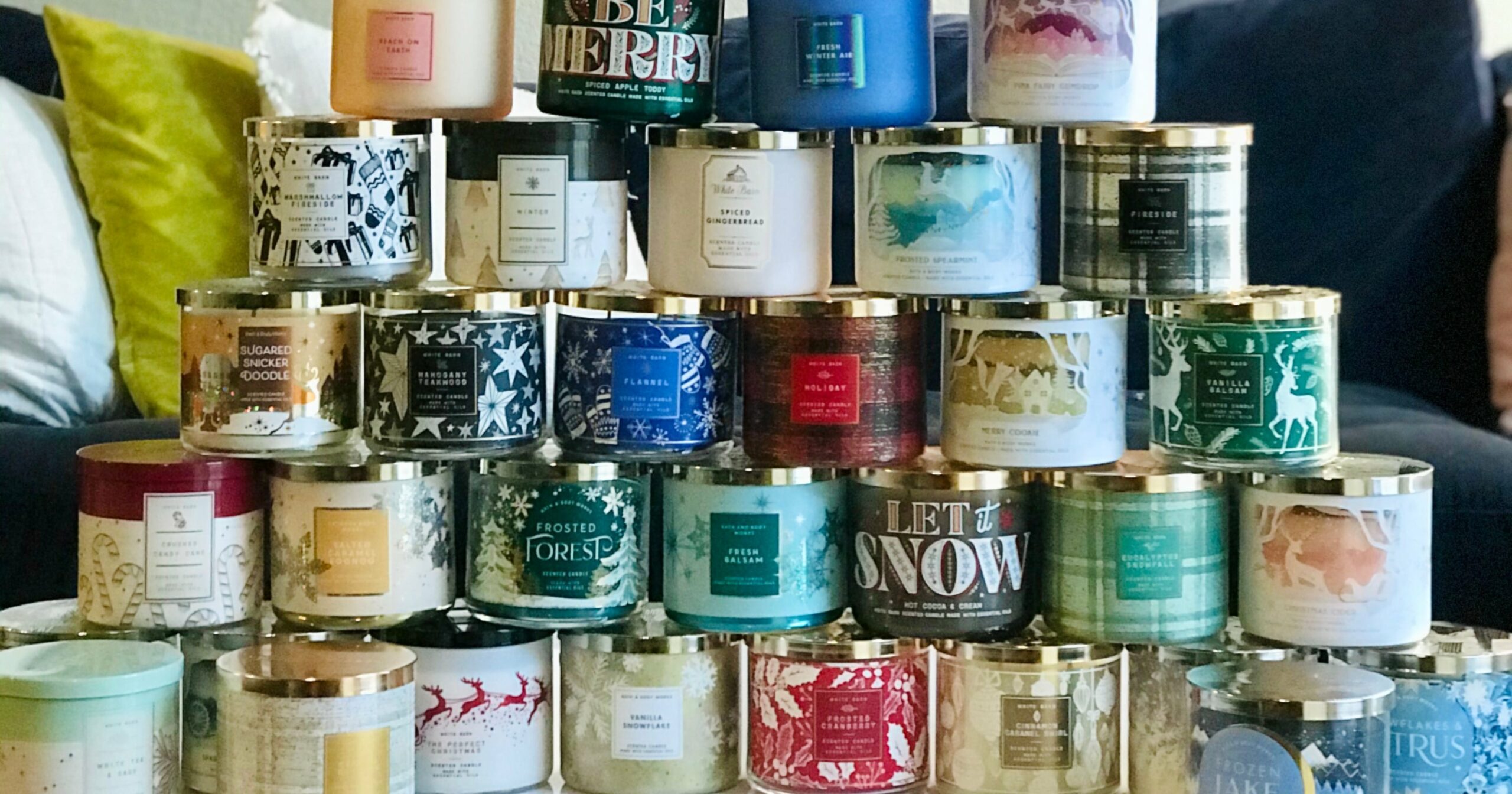 i-smelled-and-ranked-50+-bath-&-body-works-holiday-candles