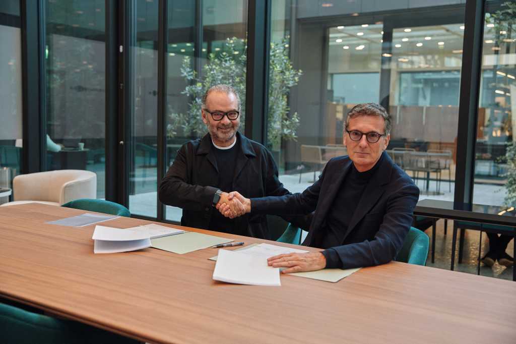 moncler,-essilorluxottica-sign-licensing agreement