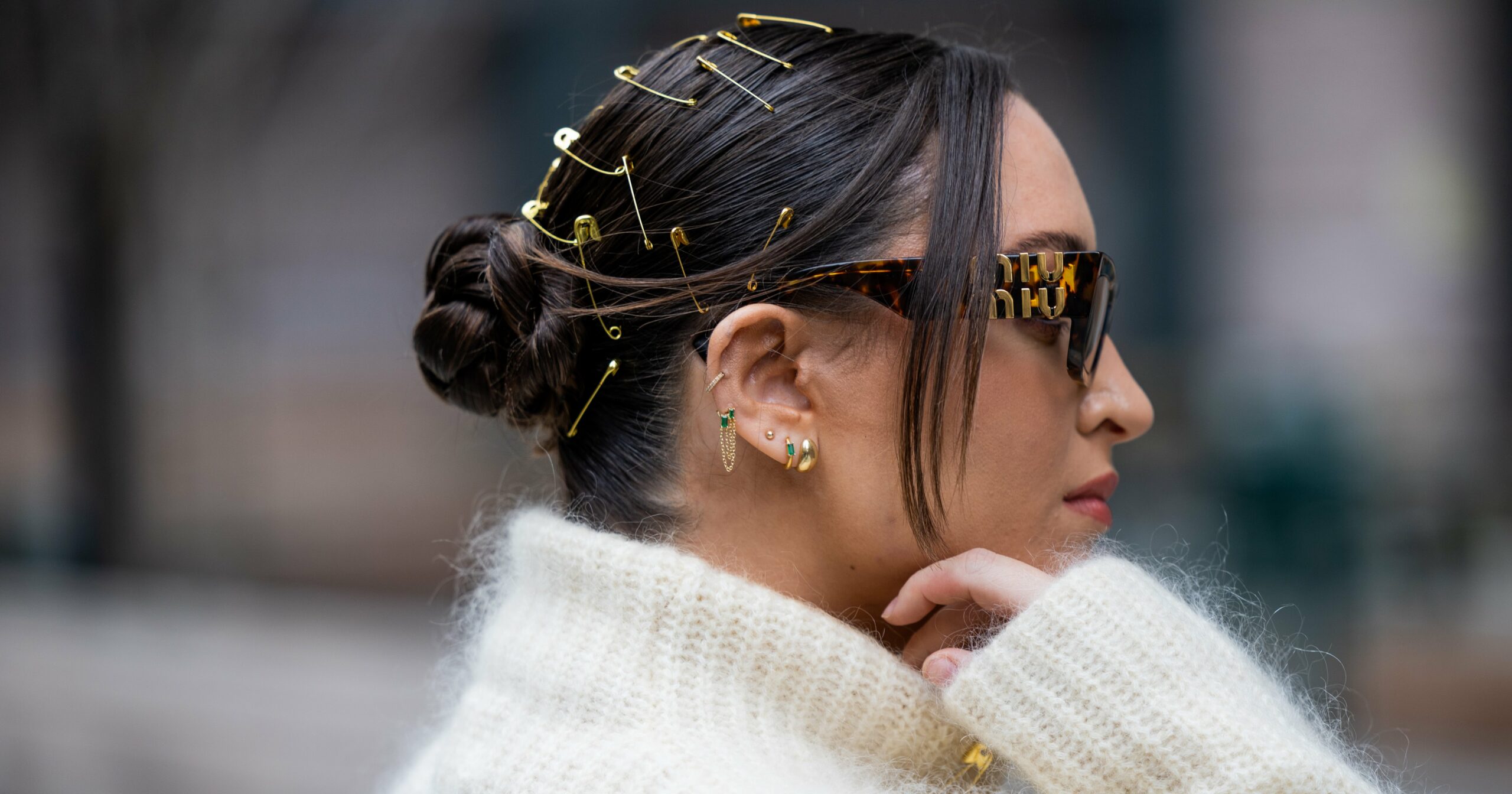 11-easy-hair-buns-to-spice-up-your-everyday-look