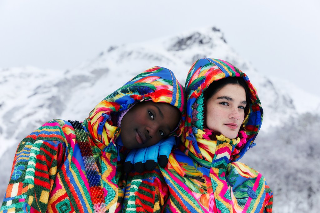 farm-rio-releases-its-second-skiwear collection