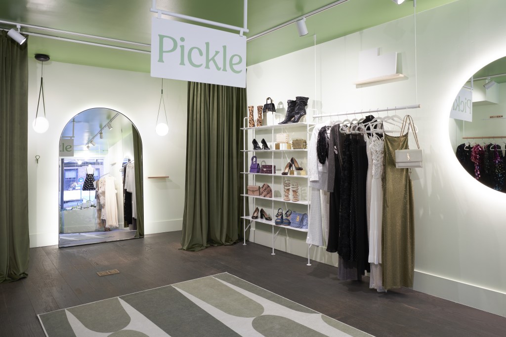 exclusive:-peer-to-peer-clothing-rental-company-pickle-opens-first store 