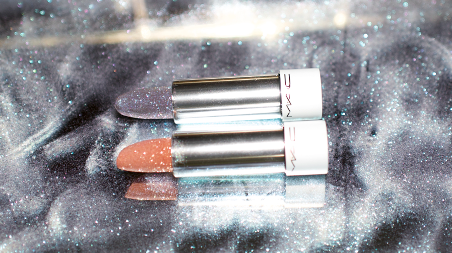 glitter-lipsticks-trend:-all-you-need-for-new-year’s-eve-is-a-shimmery lip 