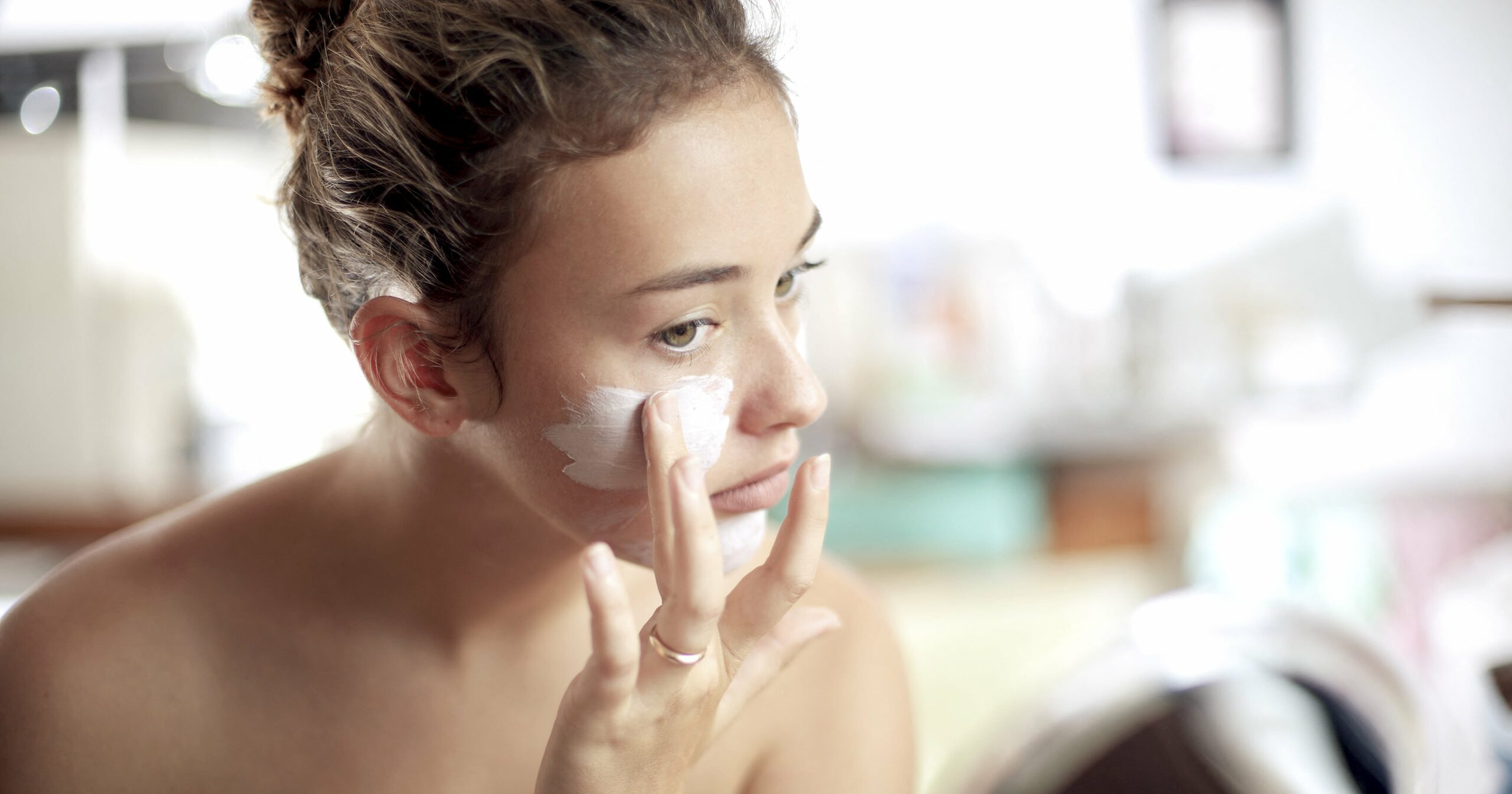 how-to-build-a-skin-care-routine-for-teens,-according-to-experts