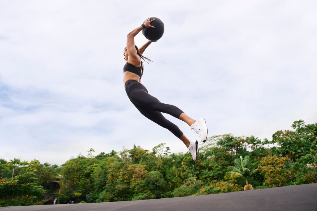 exclusive:-athleta-launches-workout-clothes-specifically-for-rigorous exercise