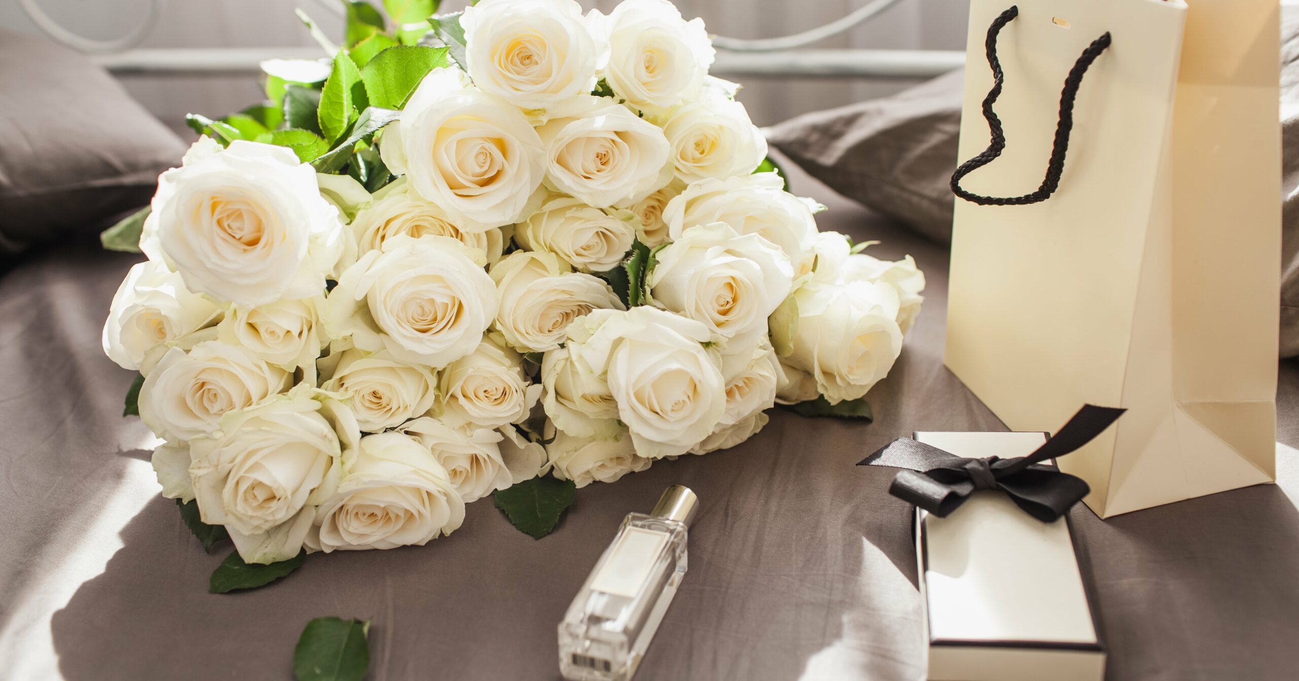 the-best-wedding-perfumes,-according-to-an-event-planner