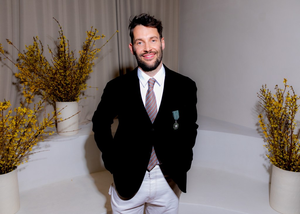 simon-porte-jacquemus-honored-in paris