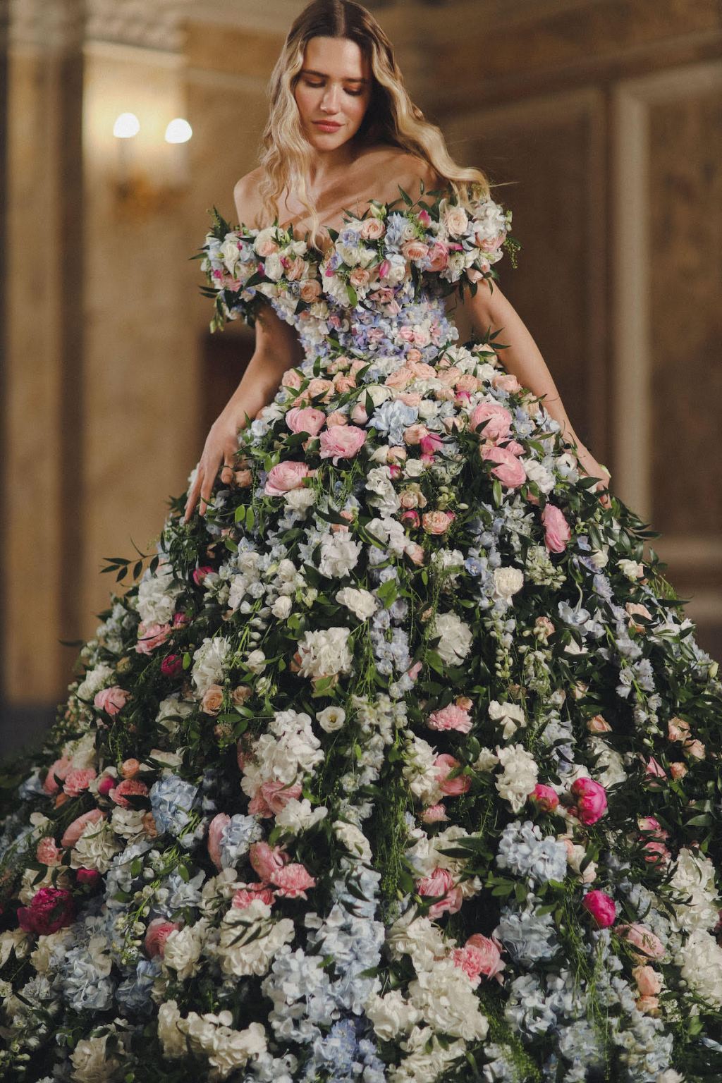 ukrainian-bridal-designer-crafts-wedding-gown-from-real flowers 