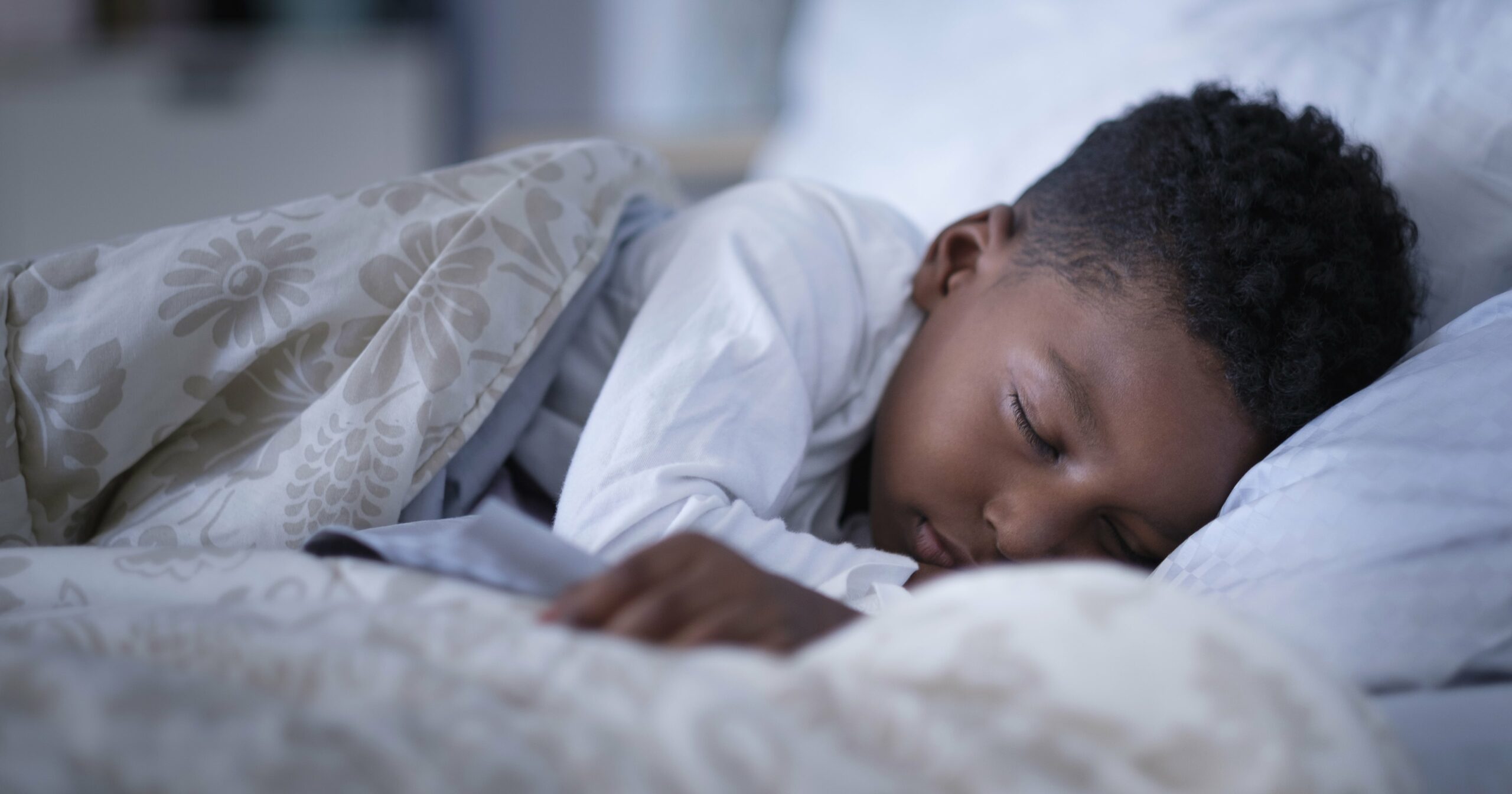 here’s-what-to-know-before-giving-your-kids-melatonin-for-sleep