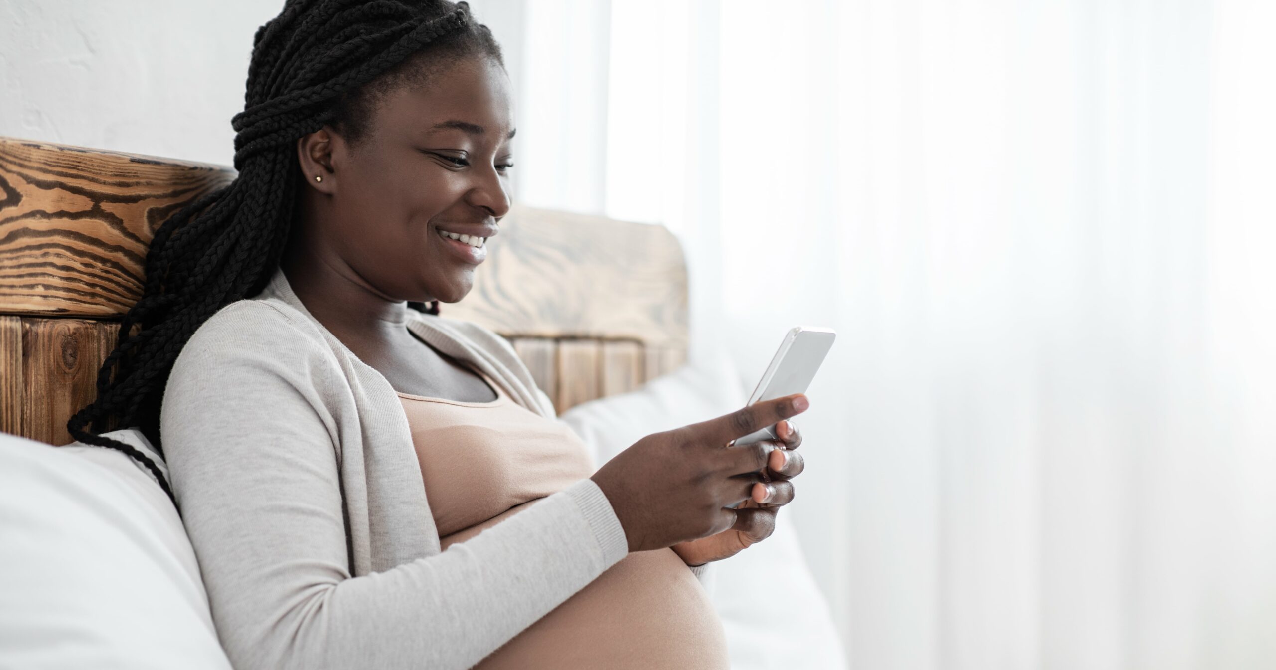 12-need-to-have-pregnancy-apps-for-expectant-parents