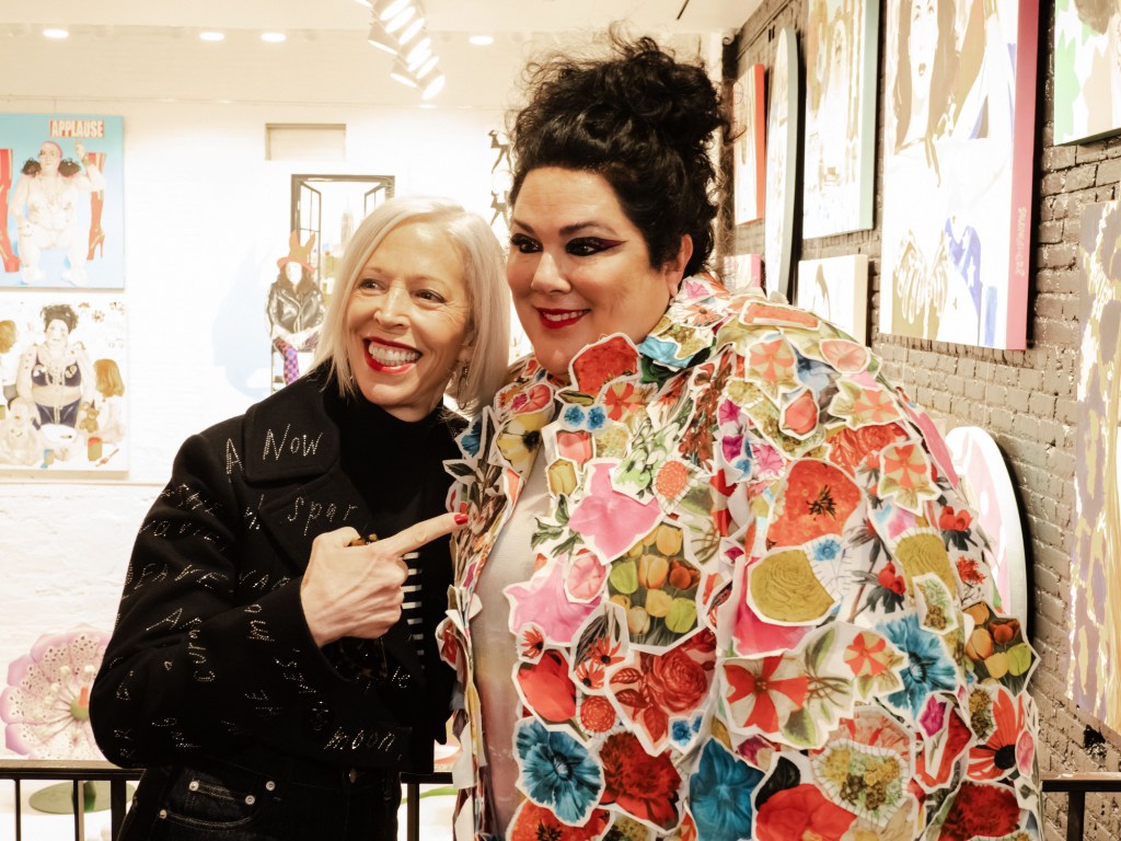 artist-ashley-longshore-welcomes-fgi-to-soho-gallery-for-women’s-history-month party