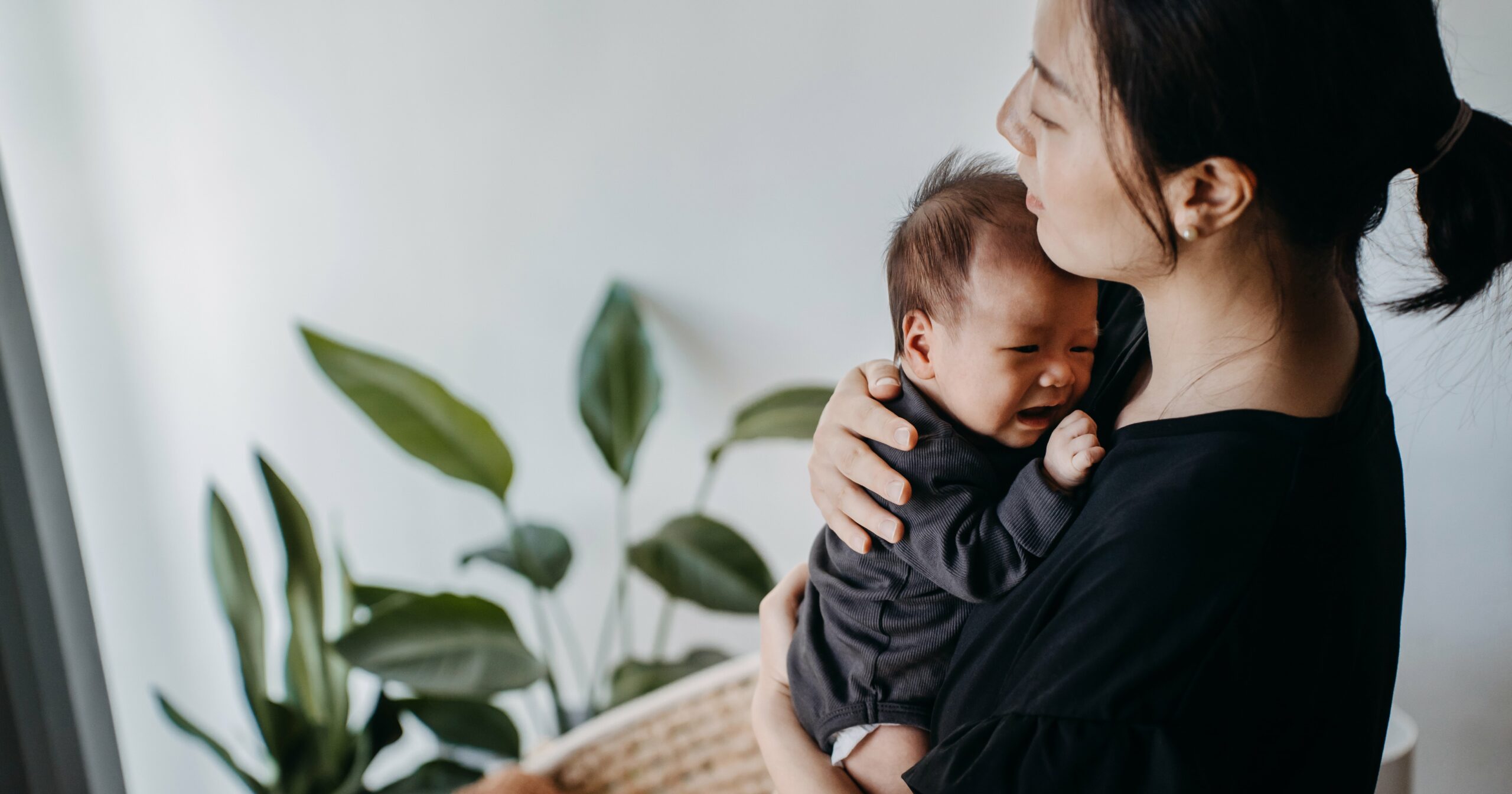yes,-postpartum-body-odor-is-real-here’s-what-to-know.