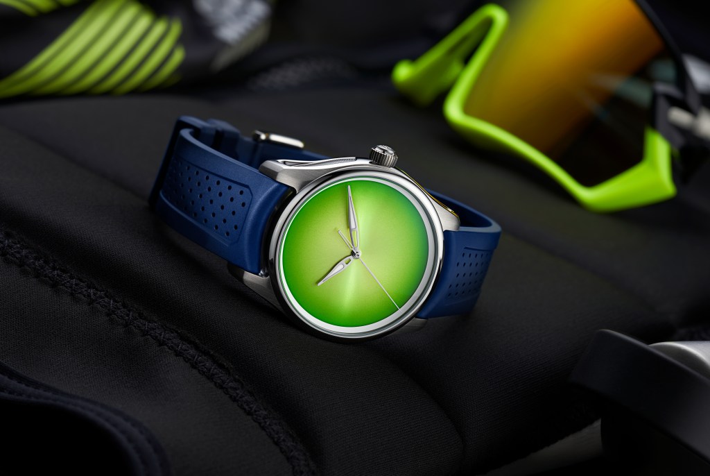 h.-moser-&-cie-embraces-green-trend-with-pioneer-centre-seconds collection