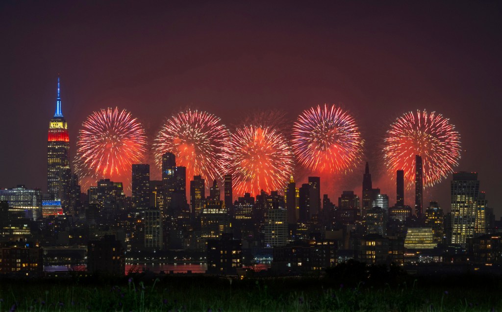 macy’s-4th-of-july-fireworks-in-nyc-move-to-new-location,-after-11 years