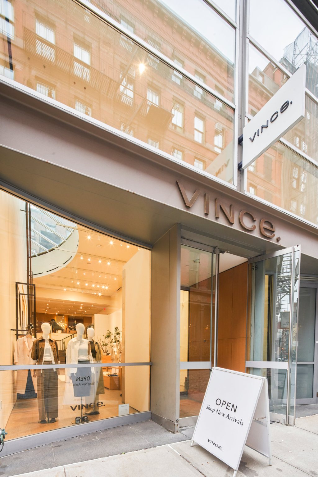 authentic-brands-group-licenses-centric-for-vince accessories