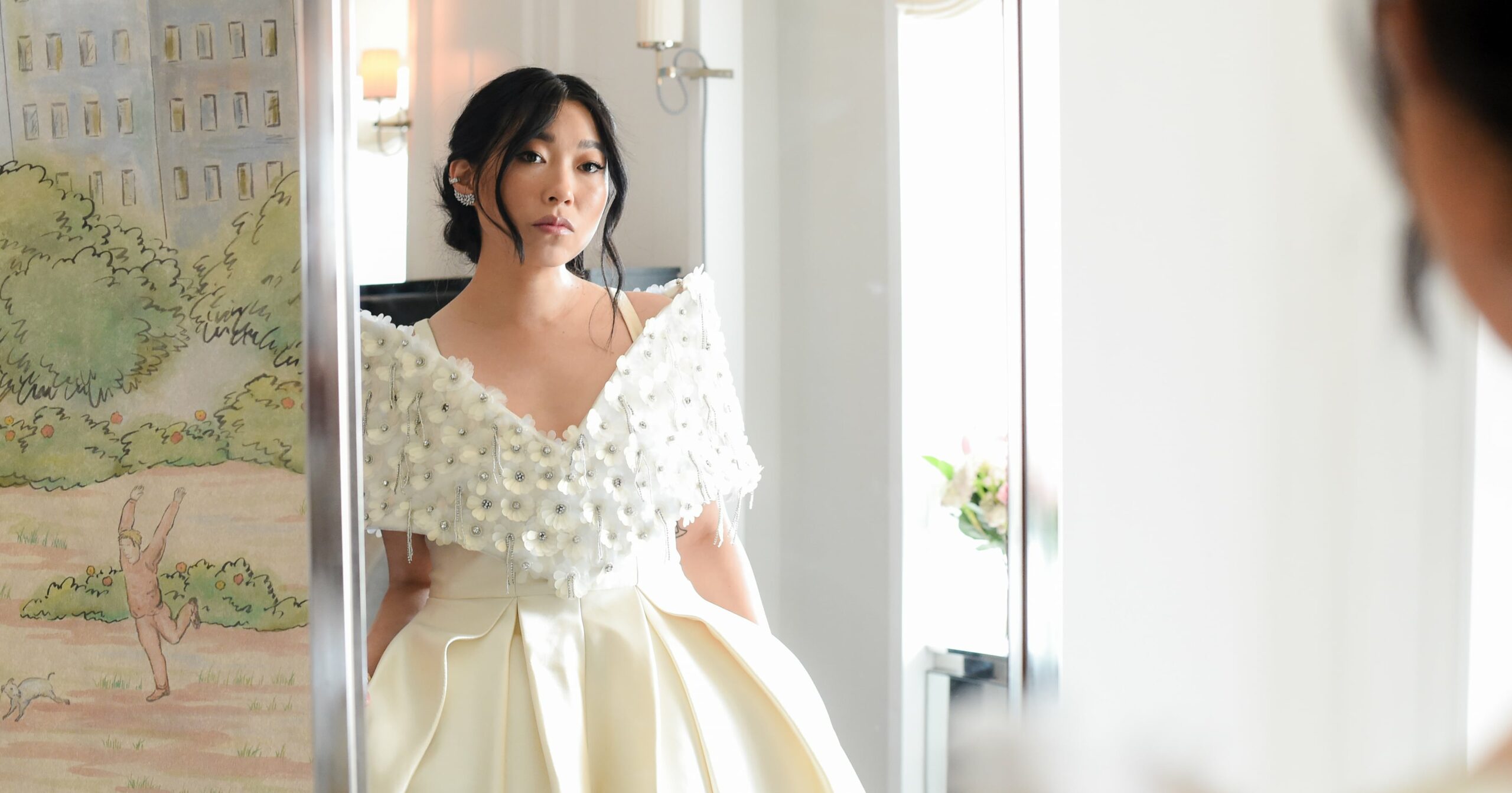 everything-awkwafina-packed-to-travel-to-nyc-for-the-met-gala