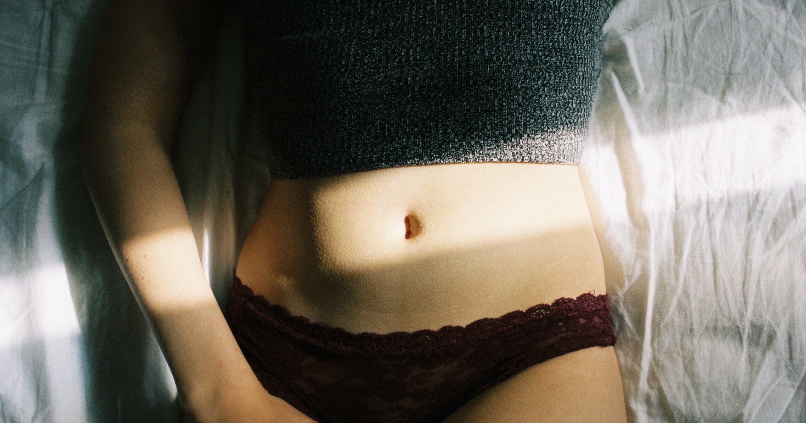 8-types-of-vaginal-discharge-and-what-the-color-means,-according-to-mds