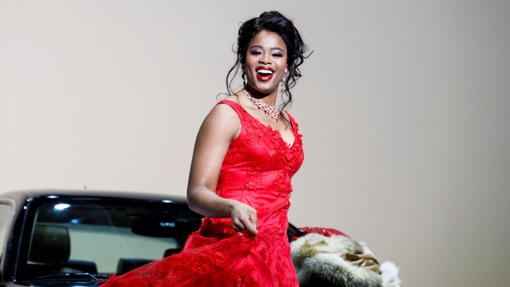 opera-singer-pretty-yende-talks-body-positivity,-acting-ambitions-and-healing-through music