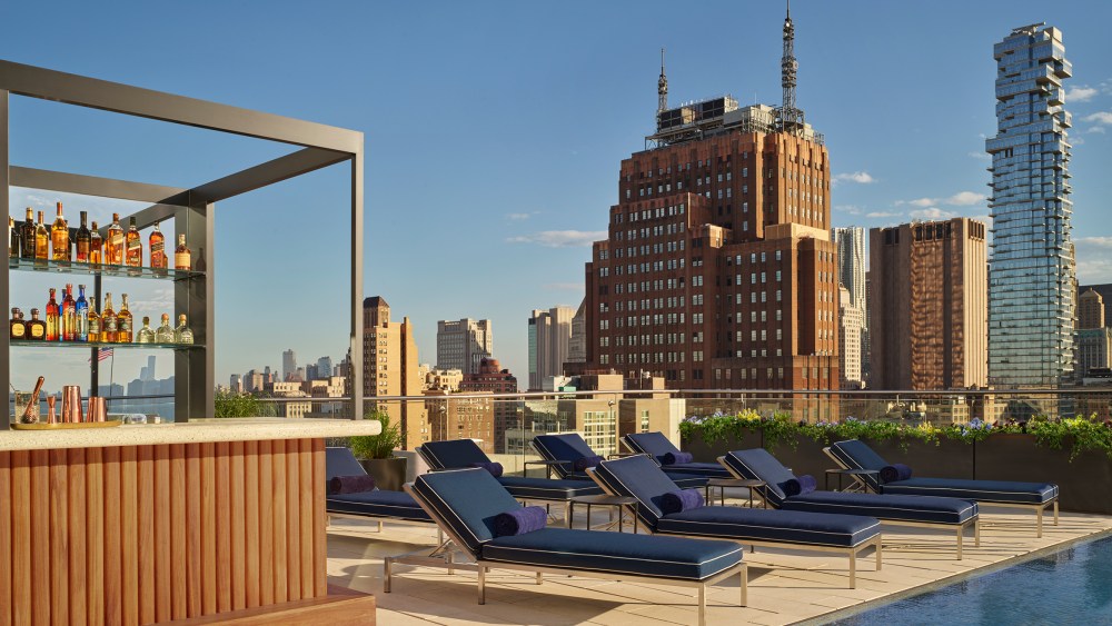 10-rooftop-bars-to-toast-the-start-of summer