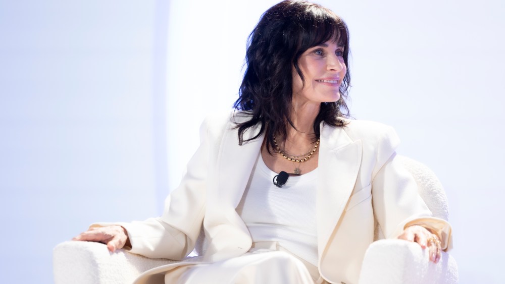 courteney-cox-talks-homecourt,-perfectionism-and-upcoming projects