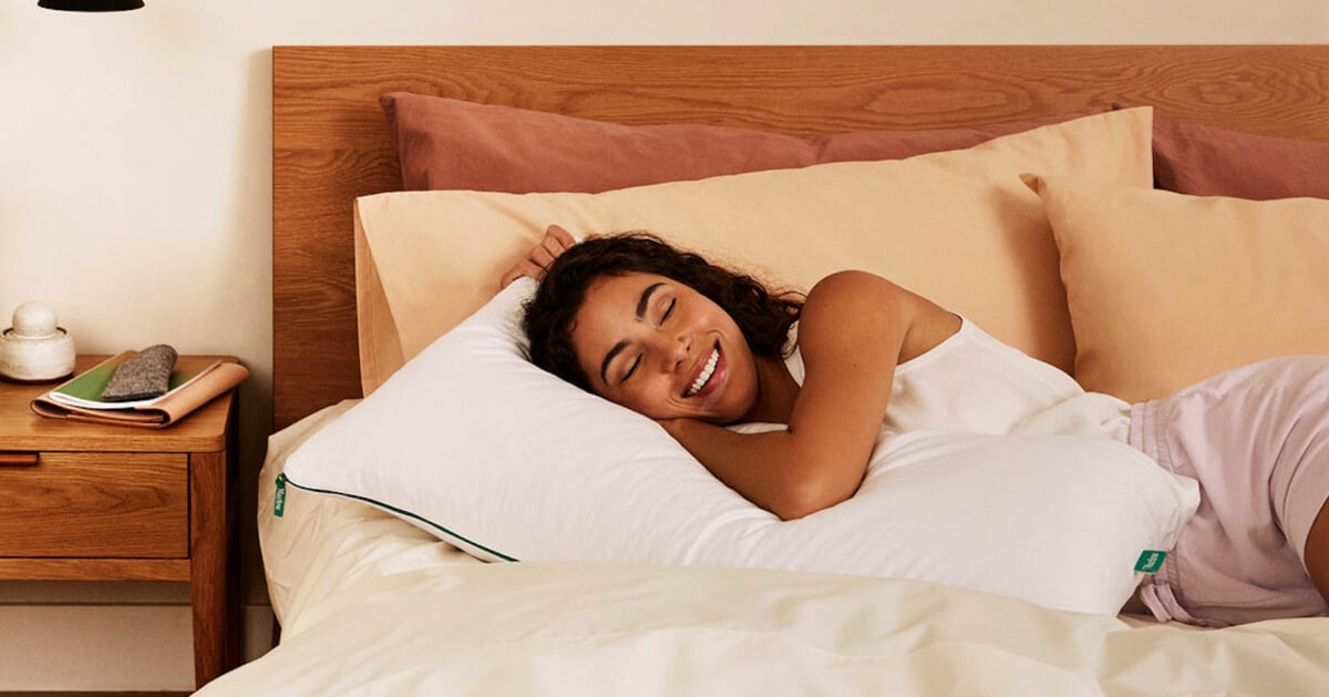 the-10-best-pillows-to-try-for-a-better-night’s-rest-–-according-to-our-editors