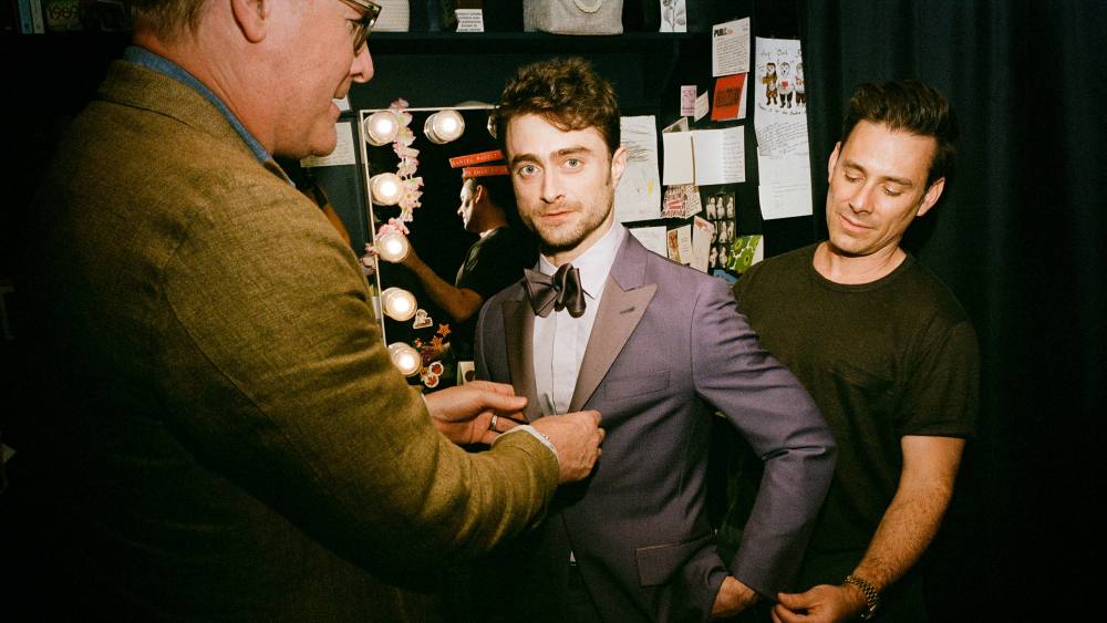 daniel-radcliffe,-a-first-time-tony-nominee,-suits-up-in-bespoke-look-for-the-awards ceremony