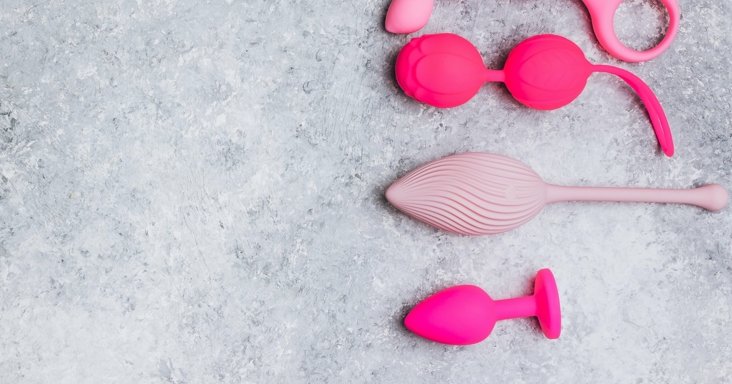 how-to-clean-sex-toys,-according-to-experts