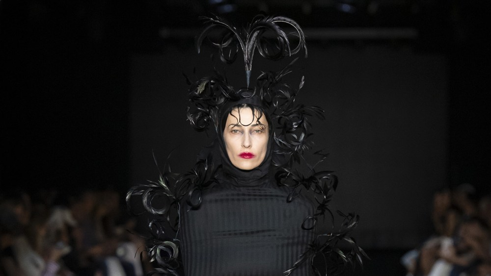 charles-de-vilmorin-fall-2024-couture-took-shape-in-an-‘only-murders-in-the-building’-style-show