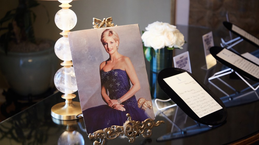 princess diana’s-beverly-hills-auction:-the standouts