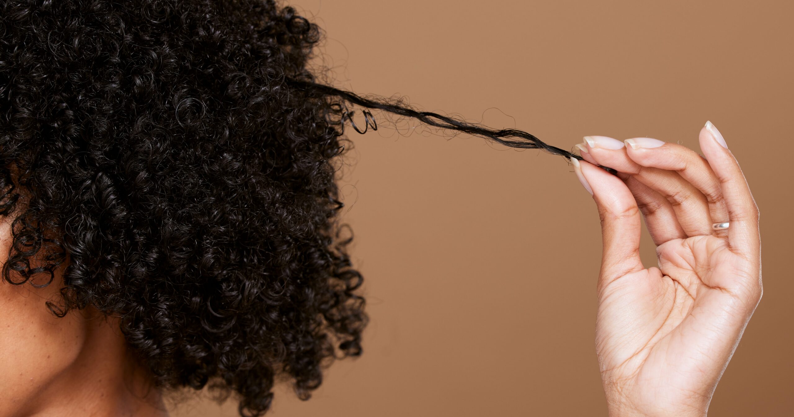 the-“curly-girl-method”-may-be-the-secret-to-your-best-curls-yet