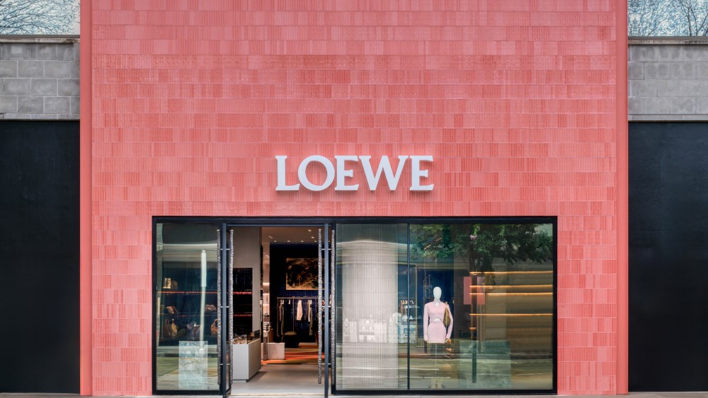 loewe’s-new-stores-in-texas,-florida-feature-a-personal,-elevated touch