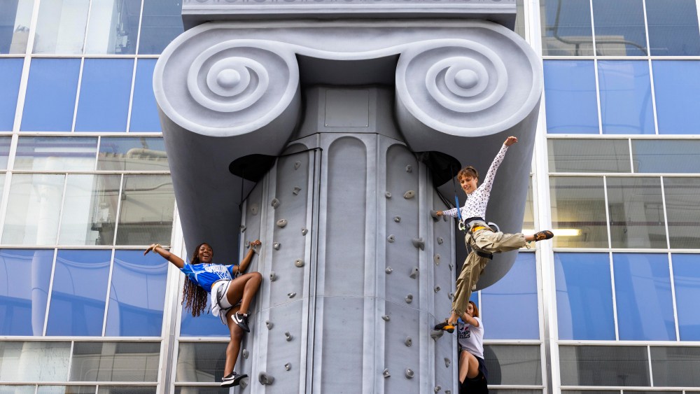 selfridges-erects-a-grecian-column-outside-its-london-store-as-part-of-sportopia campaign