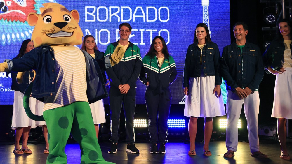 team-brazil’s-olympic-uniforms-cause-controversy,-olympic-committee-responds:-‘it’s-not-fashion week’