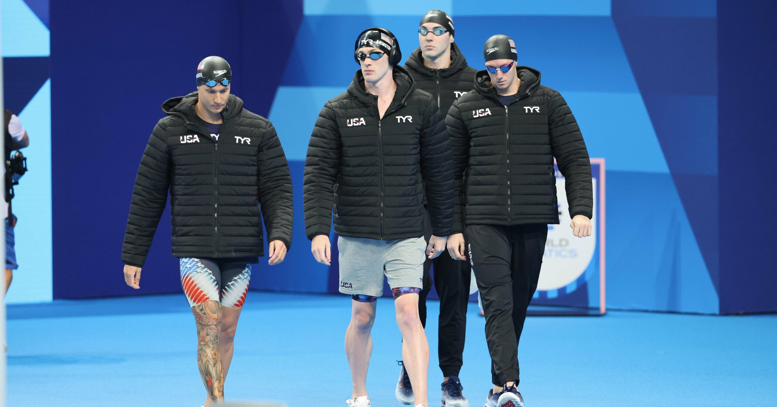 olympic-swimmers-wear-coats-before-a-race-for-one-very-good-reason