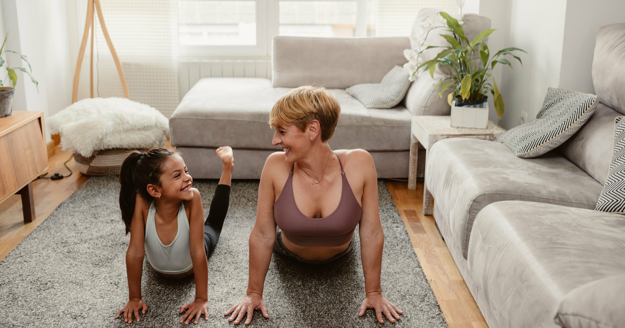 how-i’m-incorporating-yoga-into-my-parenting-routine