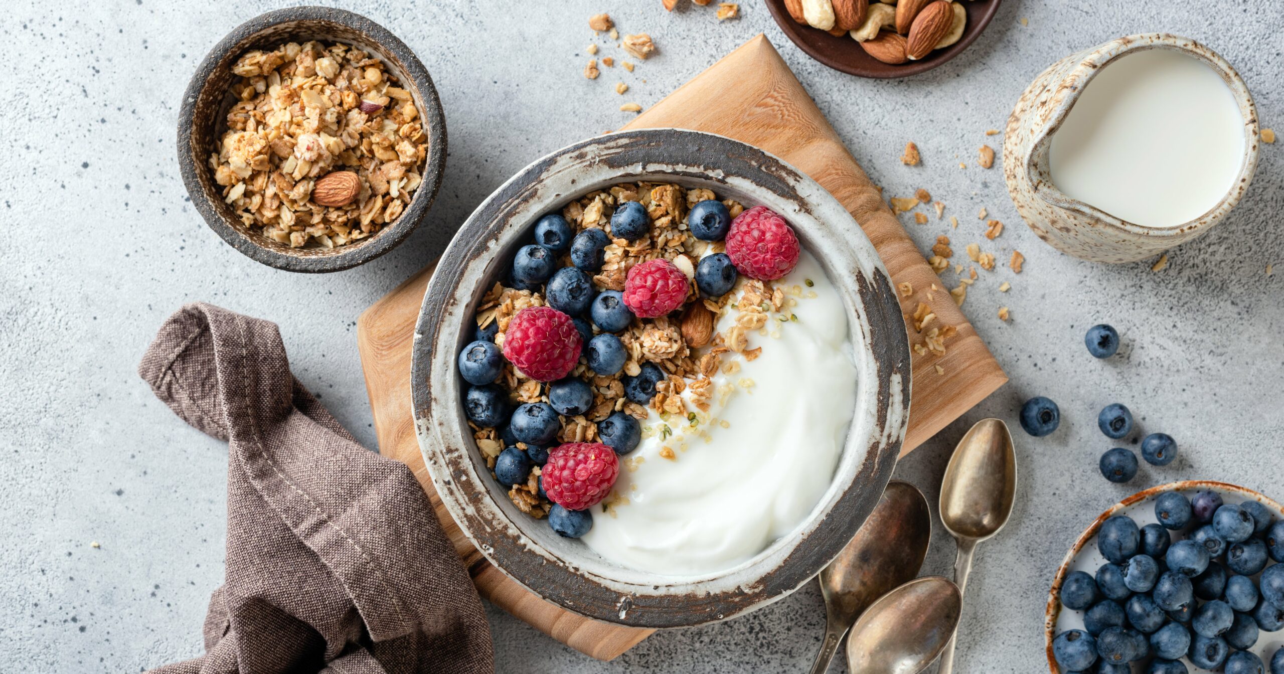 is-greek-yogurt-really-that-good-for-you?-dietitians-explain