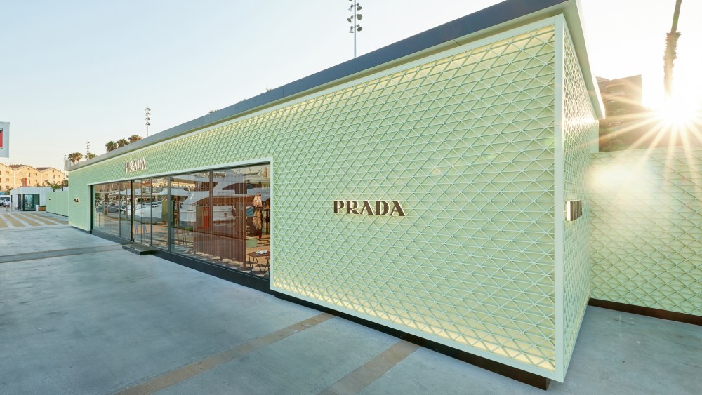 prada-doubles-down-on-its-ties-with-37th-america’s-cup-by-opening-temporary-shop-at-barcelona’s marina