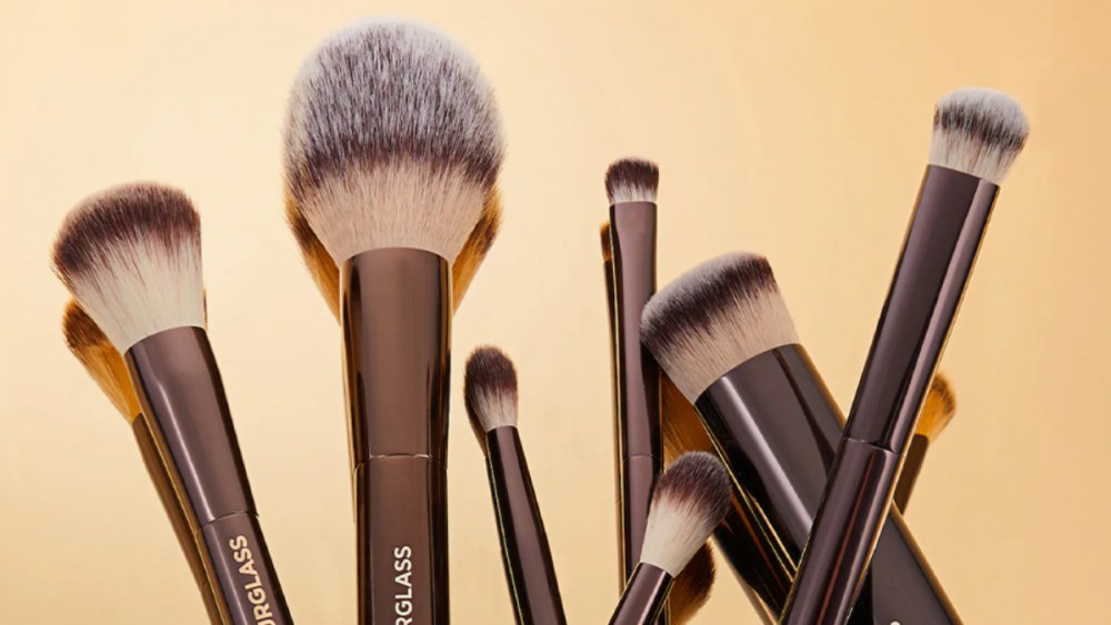 the-16-best-makeup-brush-sets-for-every-level-of mastery