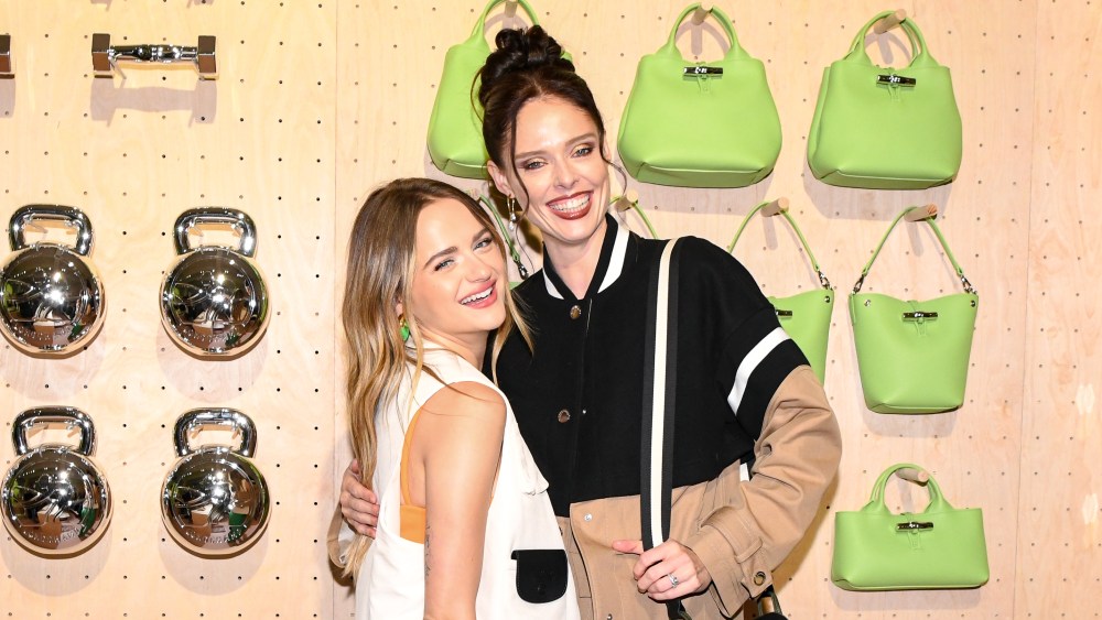 ‘uglies’-star-joey-king-kicks-off-new-york-fashion-week-with longchamp