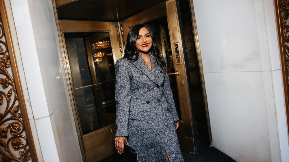 getting-ready-for-michael-kors-with-mindy kaling