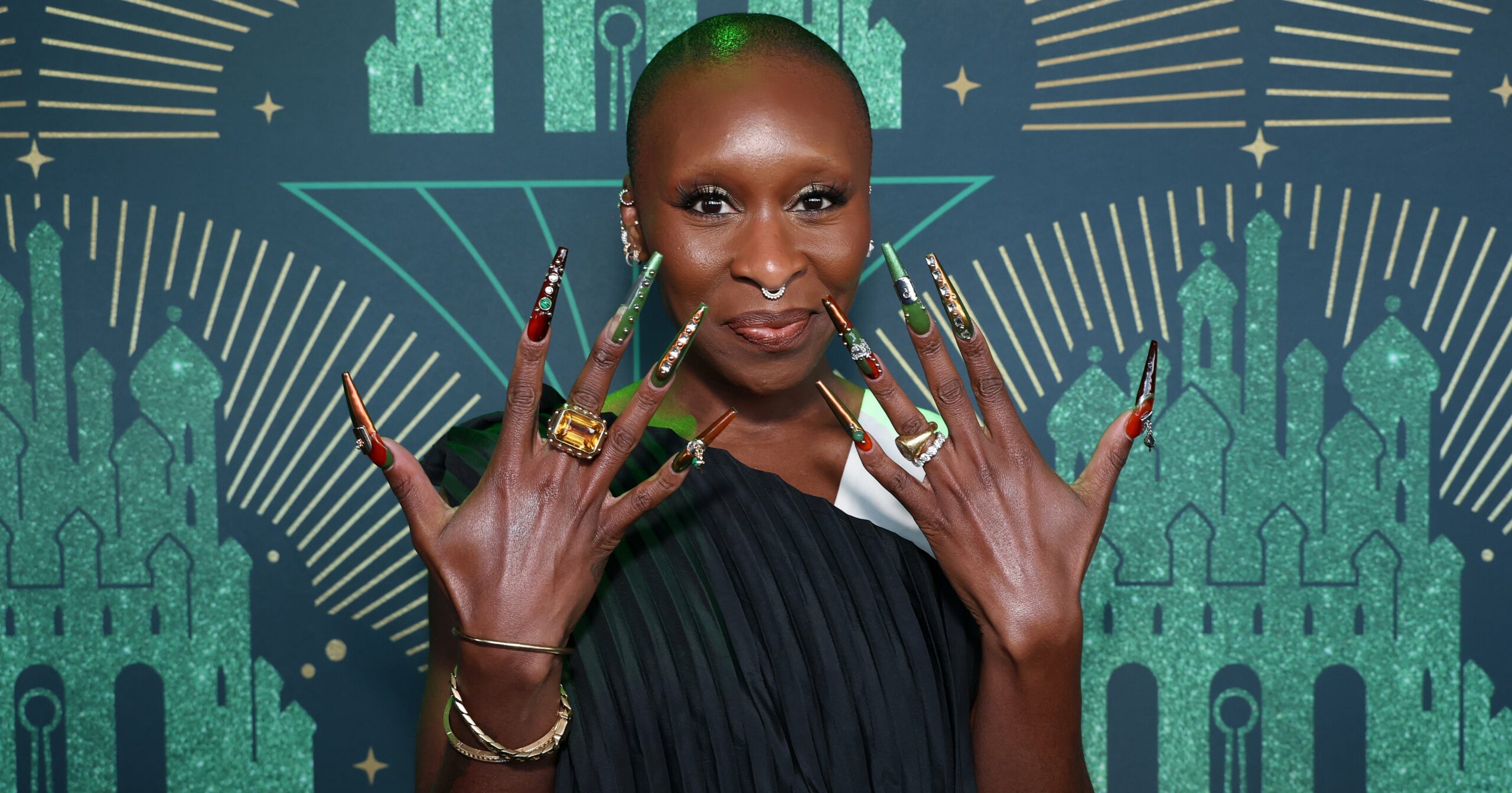 cynthia-erivo-reveals-the-magical-meaning-behind-elphaba’s-nails-in-“wicked”