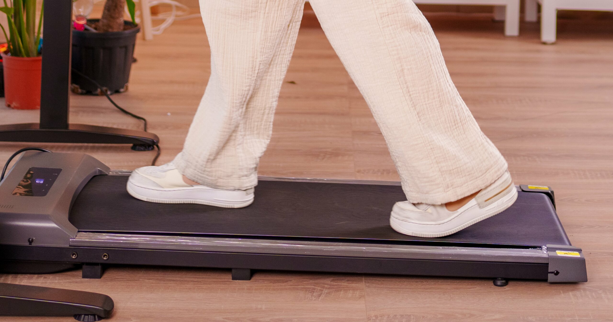 are-walking-pads-really-worth-it?-we-asked-2-experts